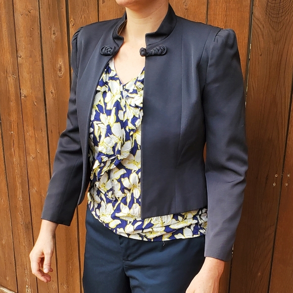 Vintage 100% wool blazer, dark grey-blue.  Size 6. - Picture 12 of 12